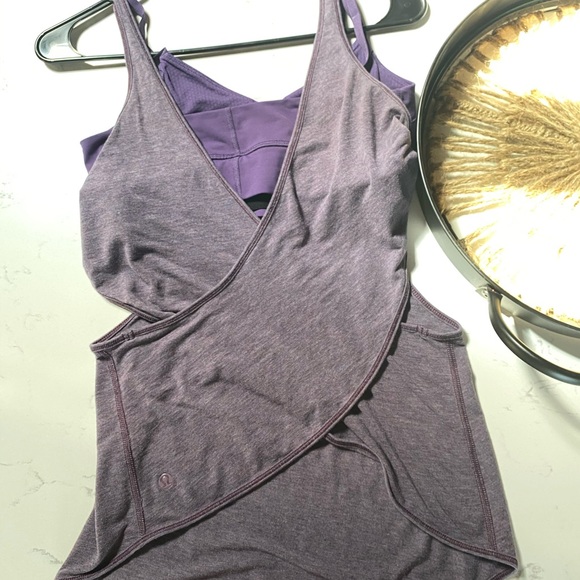 LIKE NEW. Lululemon🍋 tank‼️ - Picture 4 of 8